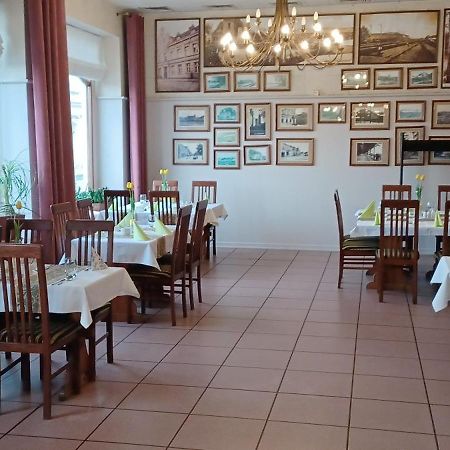 Wielkopolanka Pokoje Goscinne I Restauracja Chodzież Zewnętrze zdjęcie