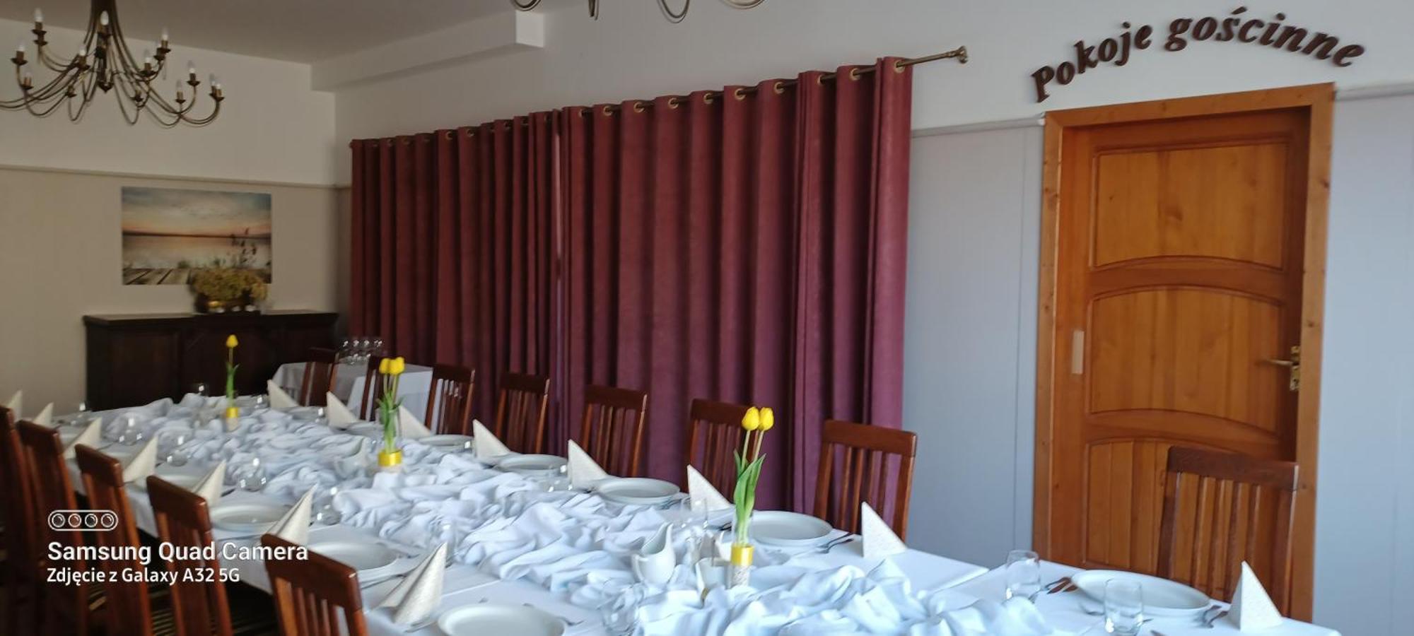 Wielkopolanka Pokoje Goscinne I Restauracja Chodzież Zewnętrze zdjęcie